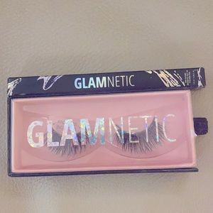 GLAMNETIC AND WAND SET LASHES